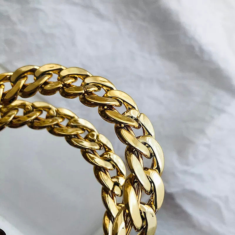 Extravagant links hoop earrings, Gold, 8cm Large